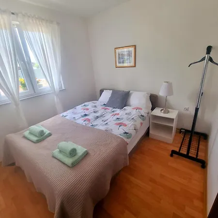 Vikendica Uma Ferienhaus