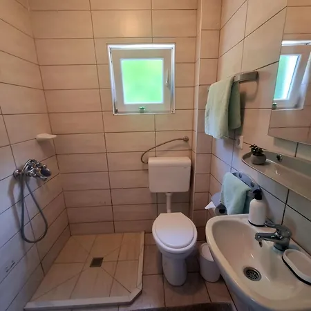 Vikendica Uma Bihać